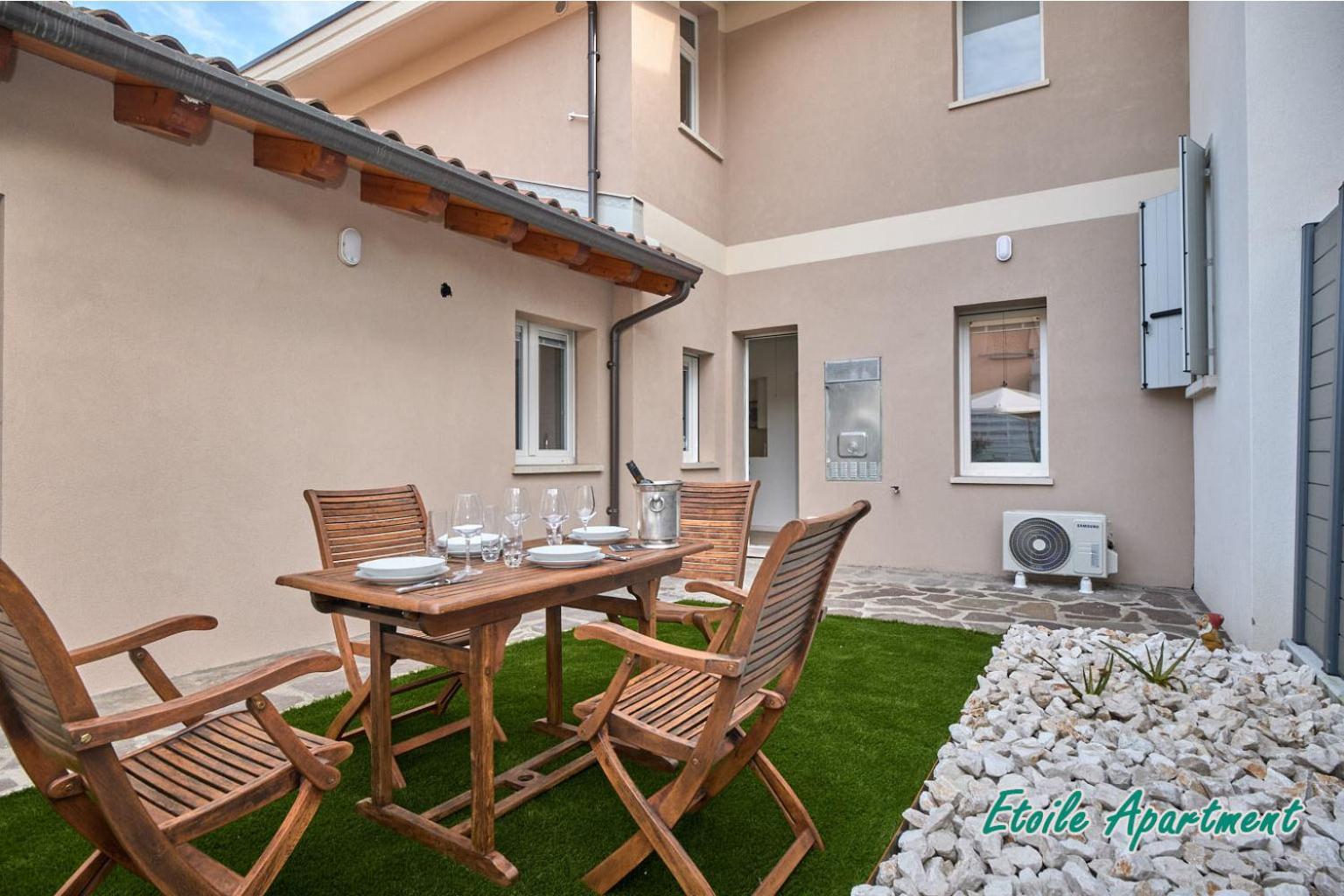 Casa Monique Apartments Desenzano del Garda Exteriér fotografie